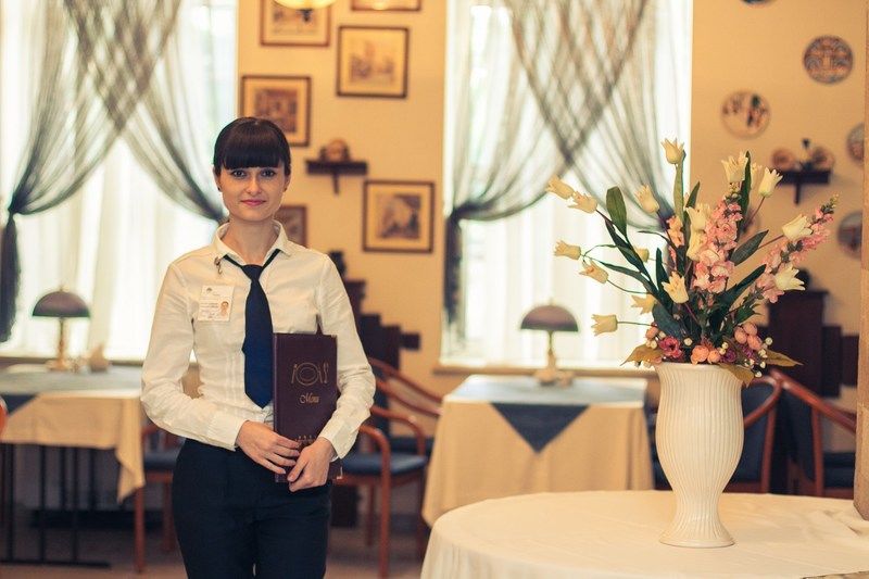 Mesogios Hotel Chisinau Bagian luar foto