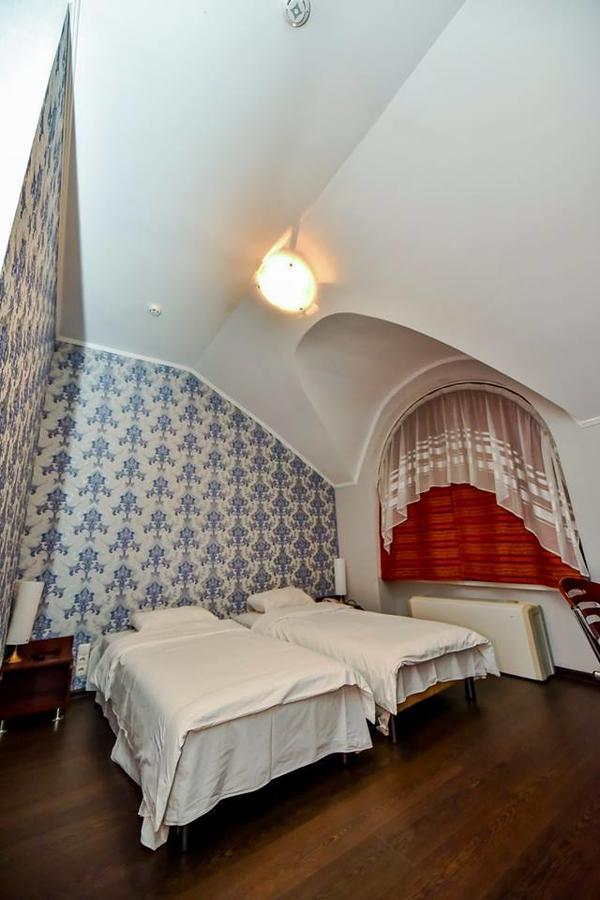 Mesogios Hotel Chisinau Bagian luar foto