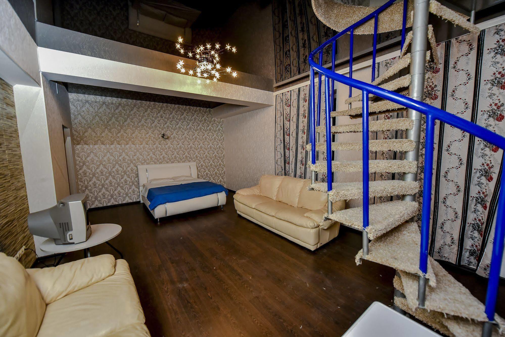 Mesogios Hotel Chisinau Bagian luar foto
