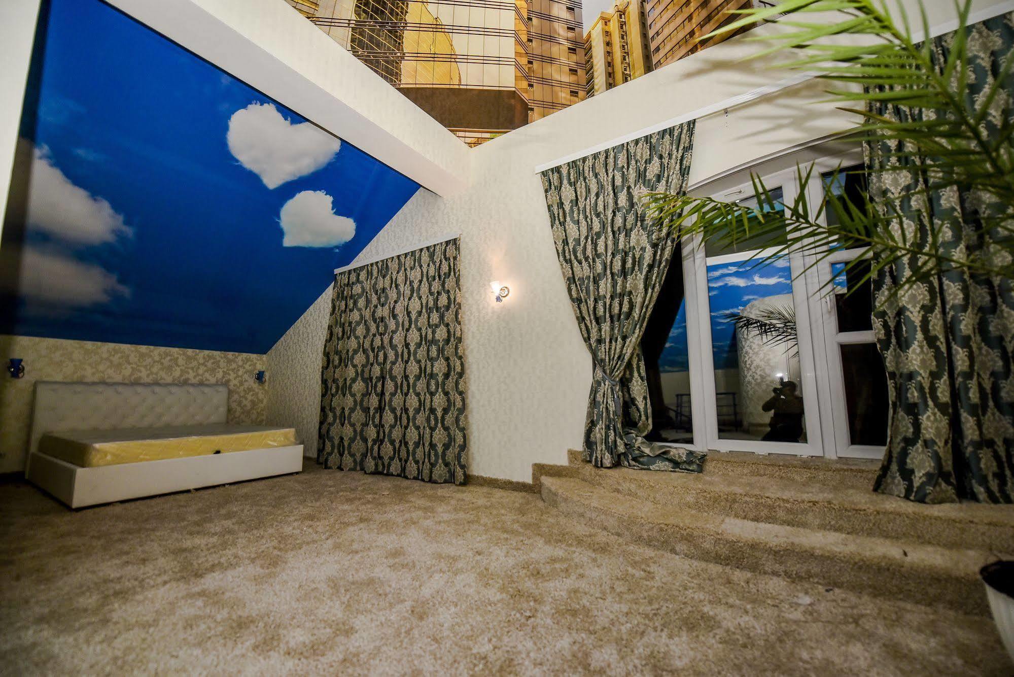 Mesogios Hotel Chisinau Bagian luar foto